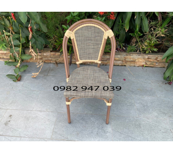 ghe-cafe-san-vuon-w4 3